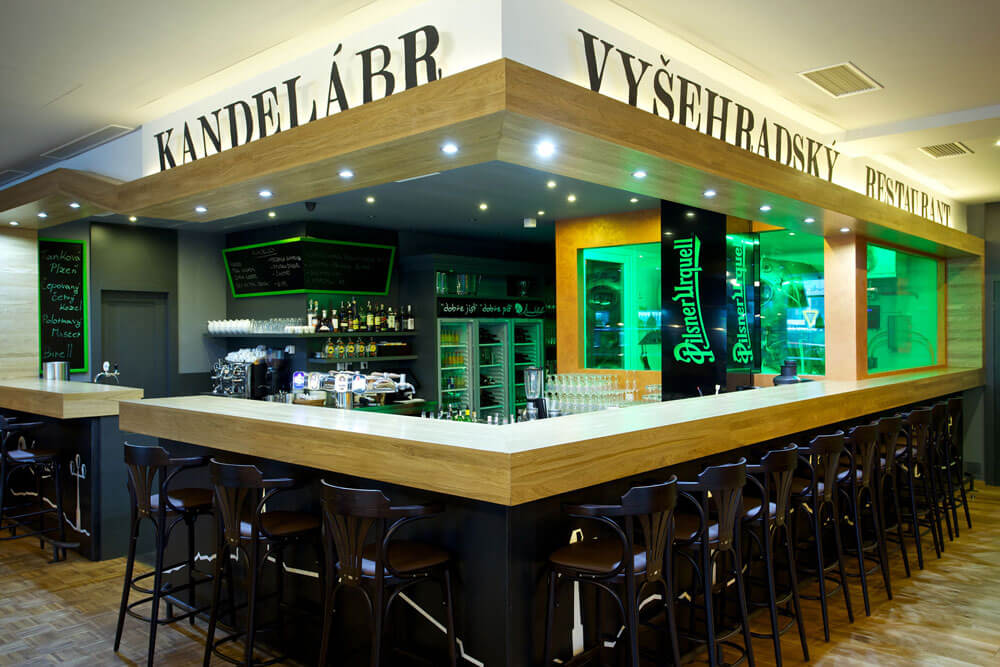 restaurace kandelabr